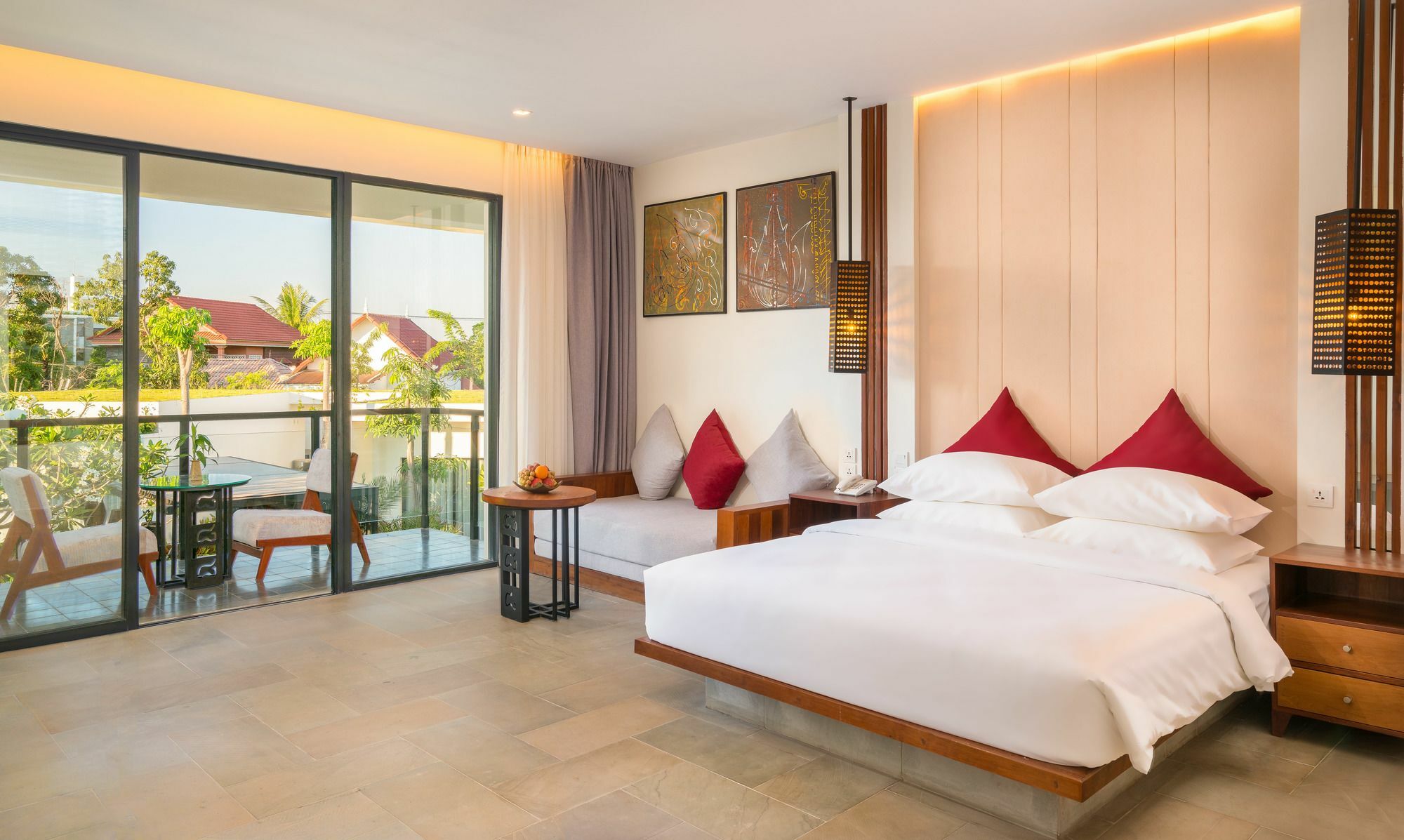 Hotel Metta & 5*