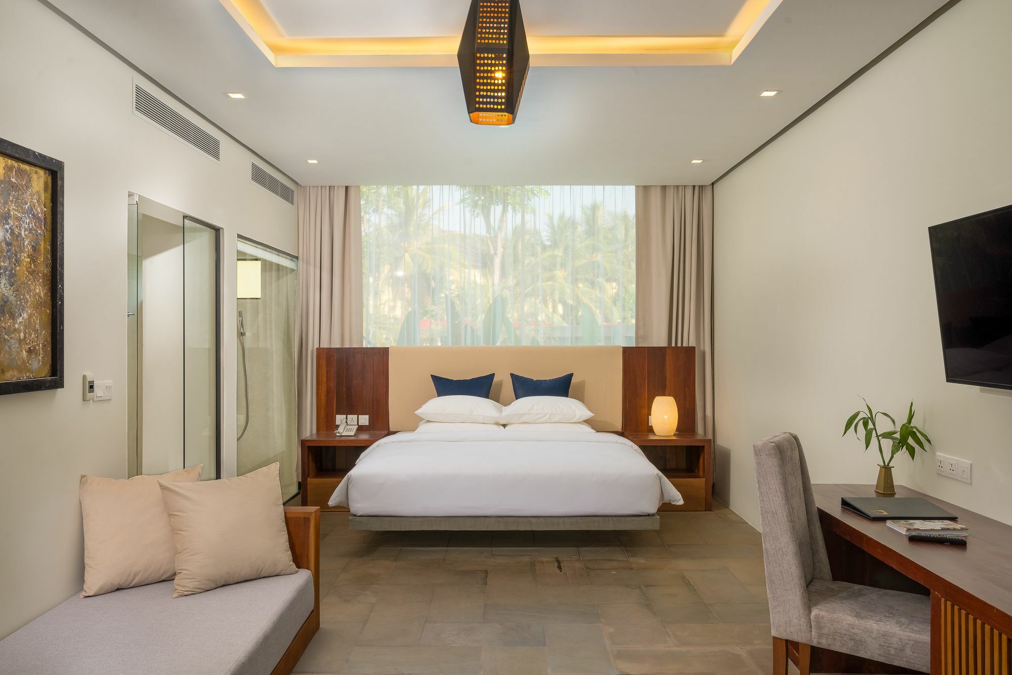 Metta & Hotel 5*