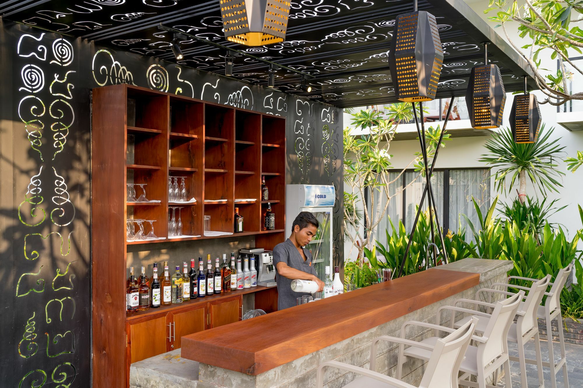 Metta & 5* Siem Reap
